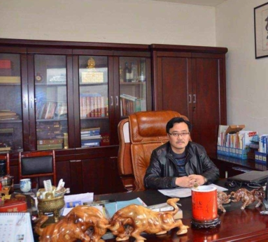 混凝土、倪文勇